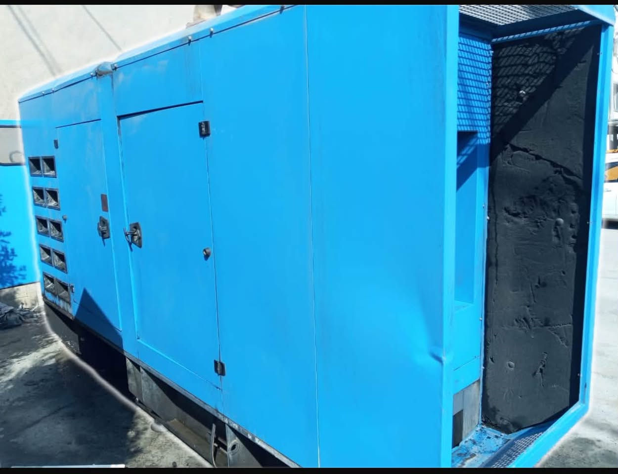 مولده بركنس حجم 1506مكينه مامفتوح 250kv
سعرها ٧٥ورقه مكان اربيل ***********
