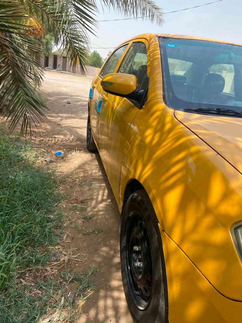 للبيع مستعجل سعر 35 قفل بيوايدي g3 بصمه وفتحت سقف شاشه وكامره كير عادي المرغوب كير ومحرك مكفولات لاتنقيص ولا تبخير بيه ضربه جاملغ امامي وصبغ مكانات جماليه رقم بغداد الجديد باسمي تحويل مباشر مكانه واسط الشحيميه ‭***********‬
