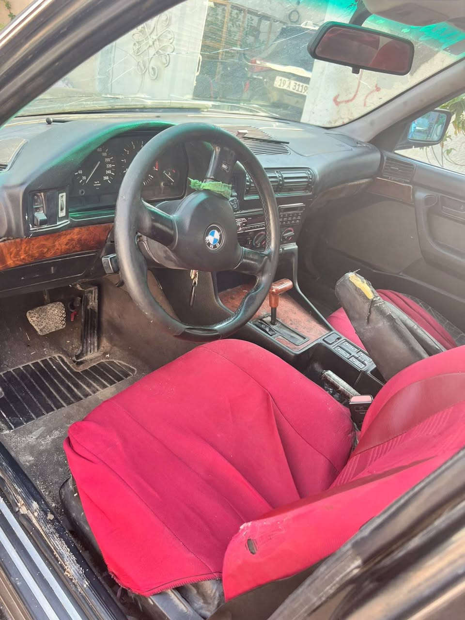 BMW 525
السيارة شغاله بس بيها مشكله بالگير
السيارة بسمي
مداور ثاني يوم
مكان السيارة كربلاء
السعر 40 وبيها مجال
للاستفسار ***********
