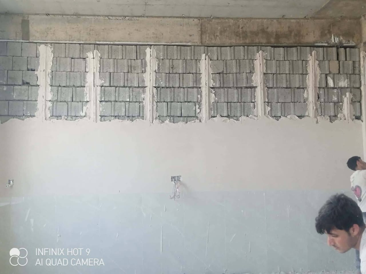 كادر لبخ جص من الموصل يتكون من 5اسطوات و 5عمال شقل شرط المساطر وين ما تريد شوف شقل اني حاضر اكبر بيت انخلصو ب 3 ايام مراسلتنا عل صفحه او الاتصال على الرقم ***********متواجدين بل خصم بيت الاخ عبدالرحمان ابراهيم
