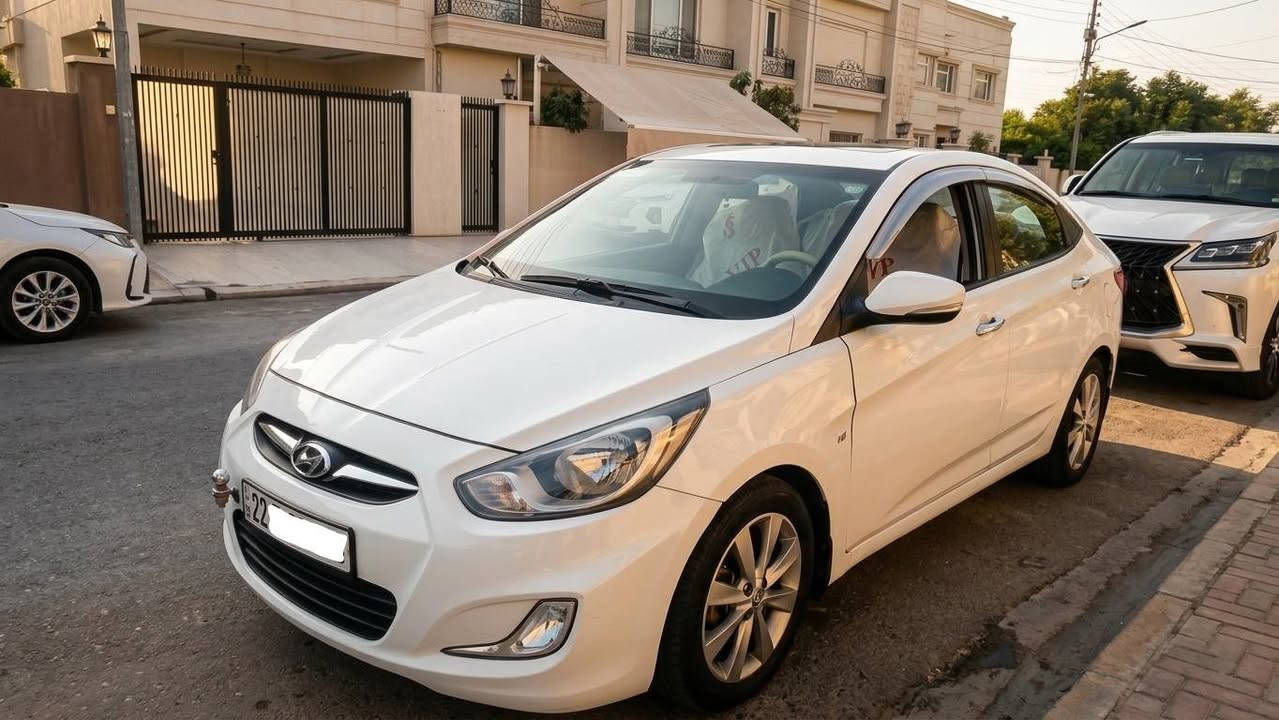 Hyundai Accent 2011
*********** 
هیوندای ئەکسێنت ۲۰۱۱
ئۆتۆمبێلێکی خاوێن و بێ کێشە يه
​مواسەفات فول مواسەفات
​ چوار پارچە بؤياغه
​مەکینە و گێڕ بە شەرت  زۆر خاوێن و بێ مه سروف 
​سوکان ڤۆلیۆم تەبردید زۆر بەهێز
​ ویل کەپ
​ سیستەمی دەنگی جۆری (AUX / USB)
​ سیستەمی ئیستۆپ ABS
​جام کارەبایی و ئاوێنە کارەبایی
***********
سعری ٨٨ و مجاليكى برايانه
سياره كه له هه وليره أربيل, العراق
