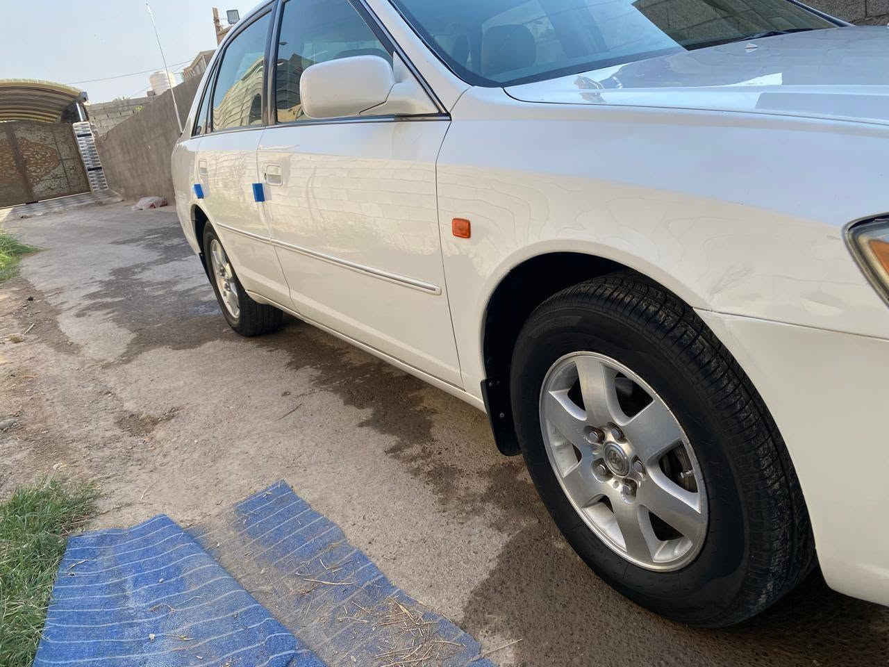 السلام عليكم للبيع افلون خليجي موديل 2004بغداد دولي بسمي تحويل مباشر مكفولة كفالة عامة من صبغ وتبديل محرك كير بلاد تخم تاير تبريد ثلج قطعتين كشن كهرباء خمسة ويل كب زنون عالي نصي الاستفسار الاتصال ***********
