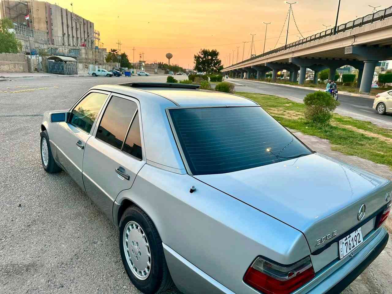 ياالله للبيع فقد بدون مراوس ولا اقساط 
مرسيدس دب موديل 89 رقم بغداد دولي بسمي سنويه لل 31
محوره محرك وكير بطة 2500 ديلكو
مكينه وكير جدد حداديه جديده تخم تاير جديد تبريد شغال ثلج فتحة سقف طگتين غرفه نضيفه آريل كهرباء 
سنتر لوك مصبوغة عام بدون ضربه وخياس قواعد دبل بلاد شركة
السعر 68$ وبيها مجال بسيط مكاني كربلاء المقدسة 
***********
