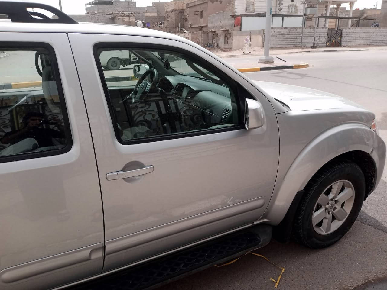 ‏السلام عليكم
‏نيسان باثفندر موديل 2009 امريكي فول مواصفات تحكم استيرن كشنات كهربائية فتحة سقف شاشة
‏
‏رقم بغداد انكليزي
‏
‏سنوية لل31 بإسمي مكينة كايمة
‏السيارة نظيفة جدا من الداخل ومن الخارج
‏السعر80
‏
‏مكاني البصرة . الزبير
‏
‏الاتصال على هذا الرقم ***********
‏
‏
‏
