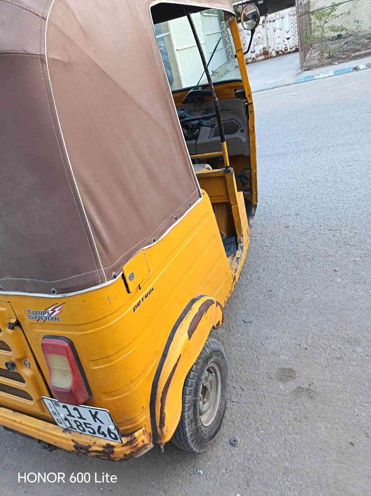 تكتك • شعب • انكليزي