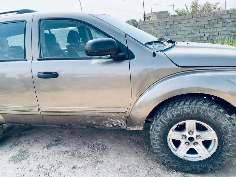مكينة ٤٧٠٠ • V8 • التاجي