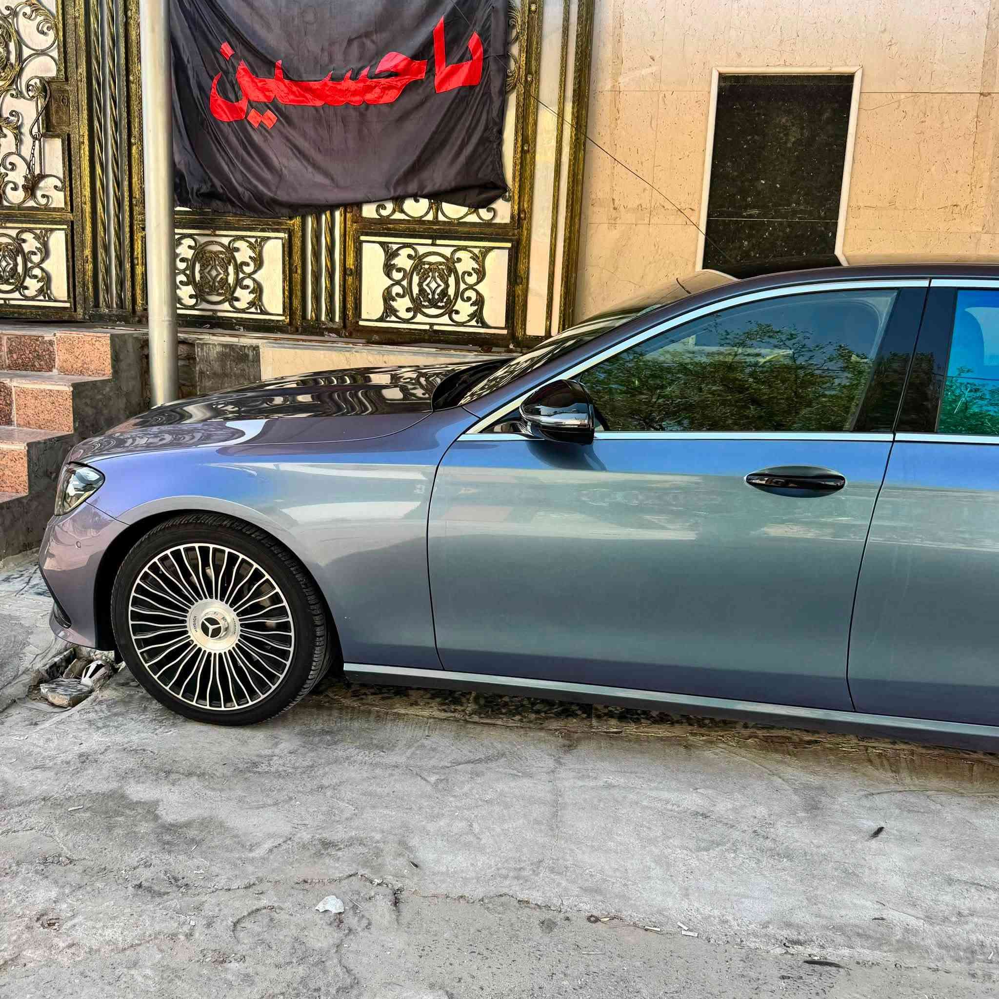 السلام عليكم
E 200 / 2022 
وكاله الماني ضمان دولي/ بصمتين وياها
360 درجة  حساسات 
360 درجة رادارات
ستيرن كهرباء/ مع كير تبترونك 
كشنات كهرباء مساج / تدفئة / خزن وضعيه المقعد
كامره 
شاشة كبيره / مع تشخيص للاعطال 
٥ وضعيات قيادة 
انارة داخليه متغيره ٦٤ لون 
السياة مغلفه PPF بالكامل 
السيارة باسمي رقم اربيل 
مكان السيارة / البصره 
السعر : ٣٢٨ ورقه مجال قليل 
للاستفسار : 
***********
