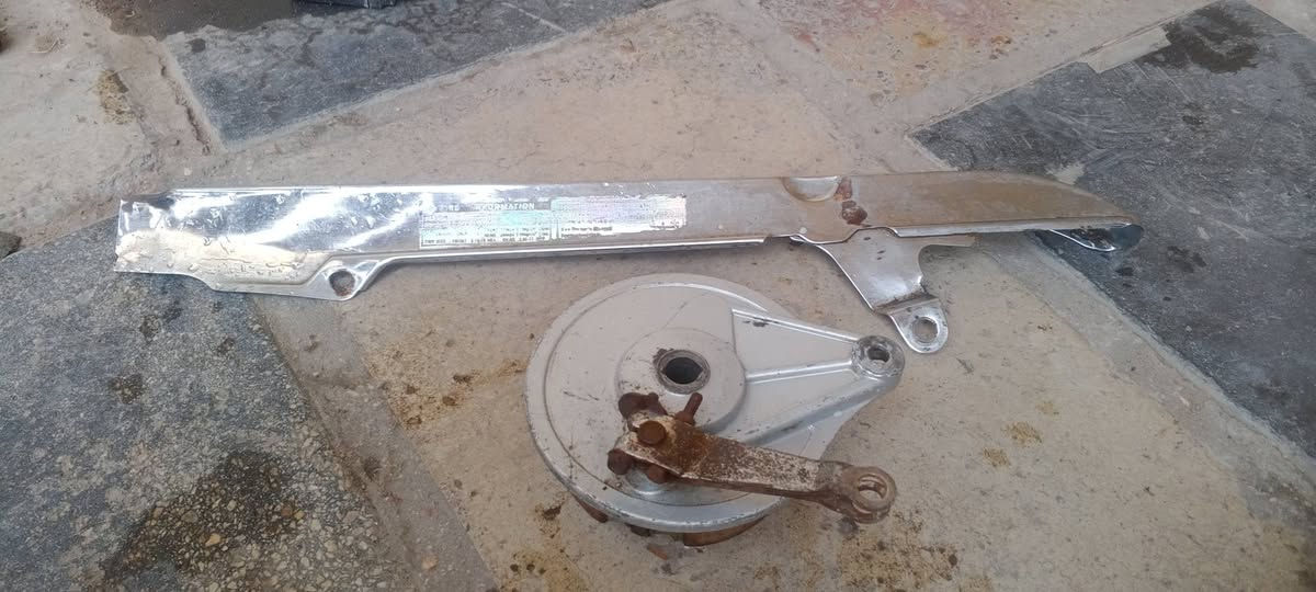 سلام عليكم غراض جونده للبيع مكان بغداد الامين رقم***********
