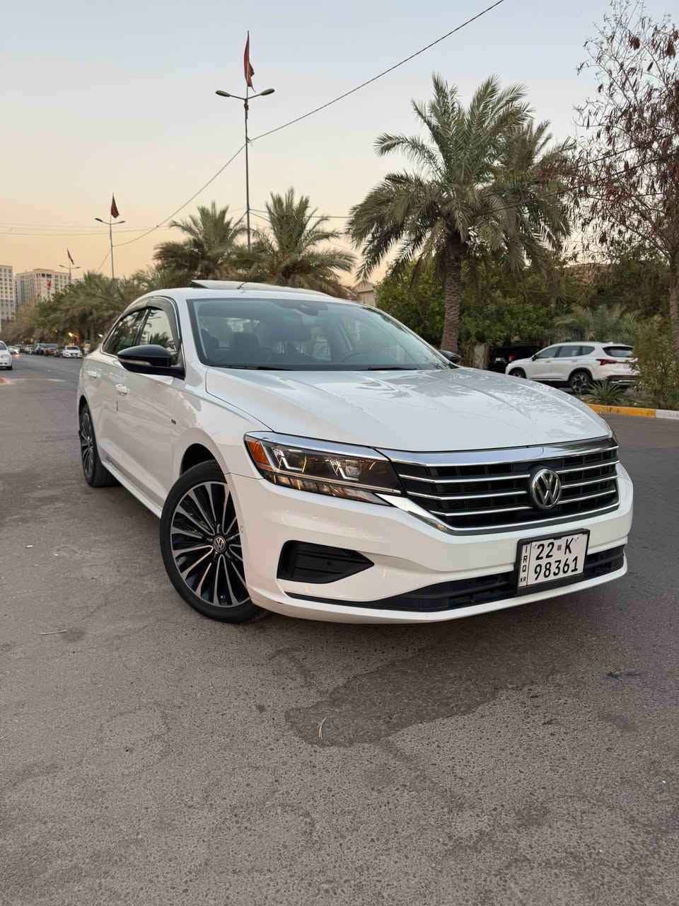 فولكس فاجن باسات Limited Edition موديل 2022
سيارة معروفة فول مواصفات
ماشية 35 ألف ميل
سلايد كوشنات جلد كهرباء وميموري
تدفئة كوشنات أمامية وخلفية
بصمة وتشغيل عن بُعد
أوتو بارك
رادار 360
كاميرا
تحديد وخروج عن المسار
نقطة عمياء
مانع تصادم وانزلاق
مرايا شفط وأسود بلادي
زينون مزدوج متحرك مع الستيرن
مثبت سرعة
أبل كاربلاي
جنوط 18
إنارة داخلية بلادي
تبريد وماسحات أوتوماتيكية
داخل خشب صاج
وباقي مواصفات الفئة

حالة السيارة:
المحرك والگير بشرط
الأيرباكات سليمة بدون فتح
بجم كبس
4 إطارات جديدة
الجاملغ الأمامي بارد
ودوسة أسفل جهة السائق شبرين صبغ
السيارة أخت الـClean وبدون نقص

سنوية جديدة باسم المالك
رقم أربيل بشرط التحويل
مكان السيارة: بغداد أو أربيل

السعر: اتصال او تواصل ع خاص

رقم الشاصي:
1VWBA7A35NC0068***********27
