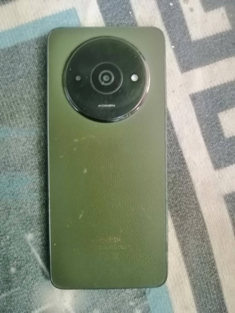 ريدمي A3شاشه مفطره مابي شي شغال للبيع سعر 75 كلكسي A03 للبيع 60
