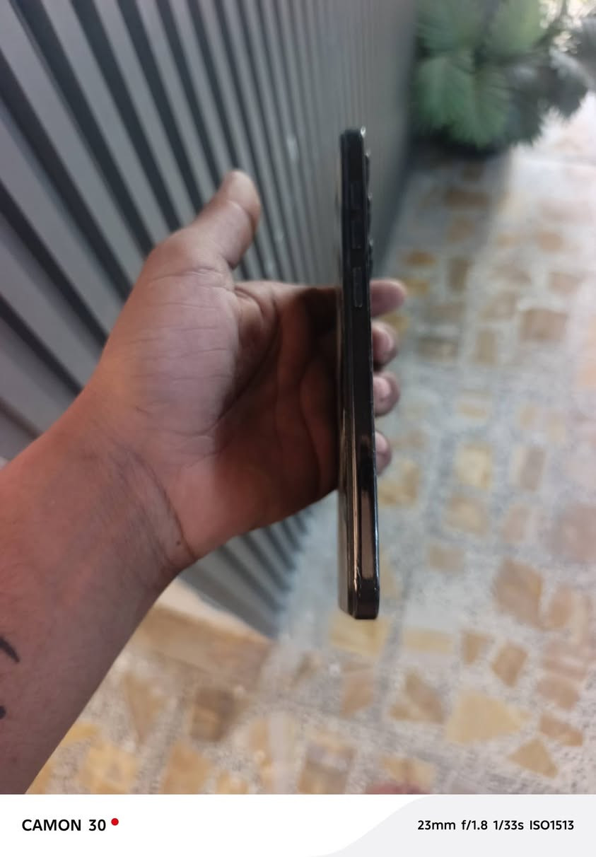 كامون 30 • شاشة تحتاج تبديل • كاميرا 23mm