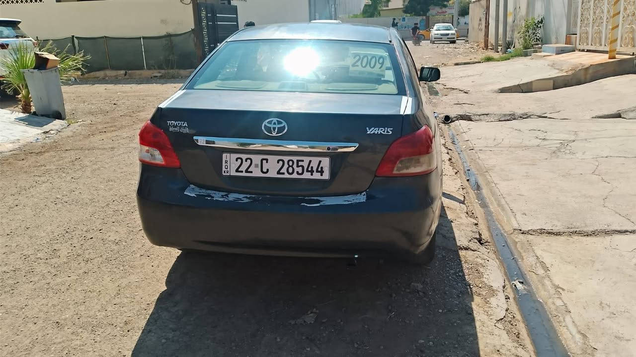 سلام عليكم تويوتا يارس للبيع موديل ٢٠٠٩ سنوية جديد بطاقة بانزين موجود كير محرك بشرط ما مفتوح تبريد شغال صبغ ٣قطع بدون دواخل  سعر ٧٢ شرط تحويل وغرامة عنوان سيارت كركوك *********** سيارت كير عادي كركوك, العراق
