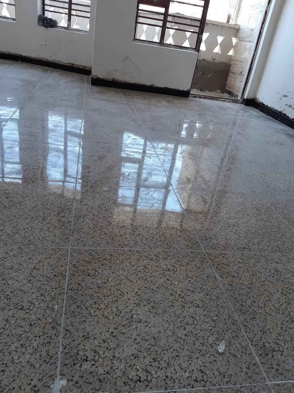 سرميك • درجة أولى • مرمر وكاشي