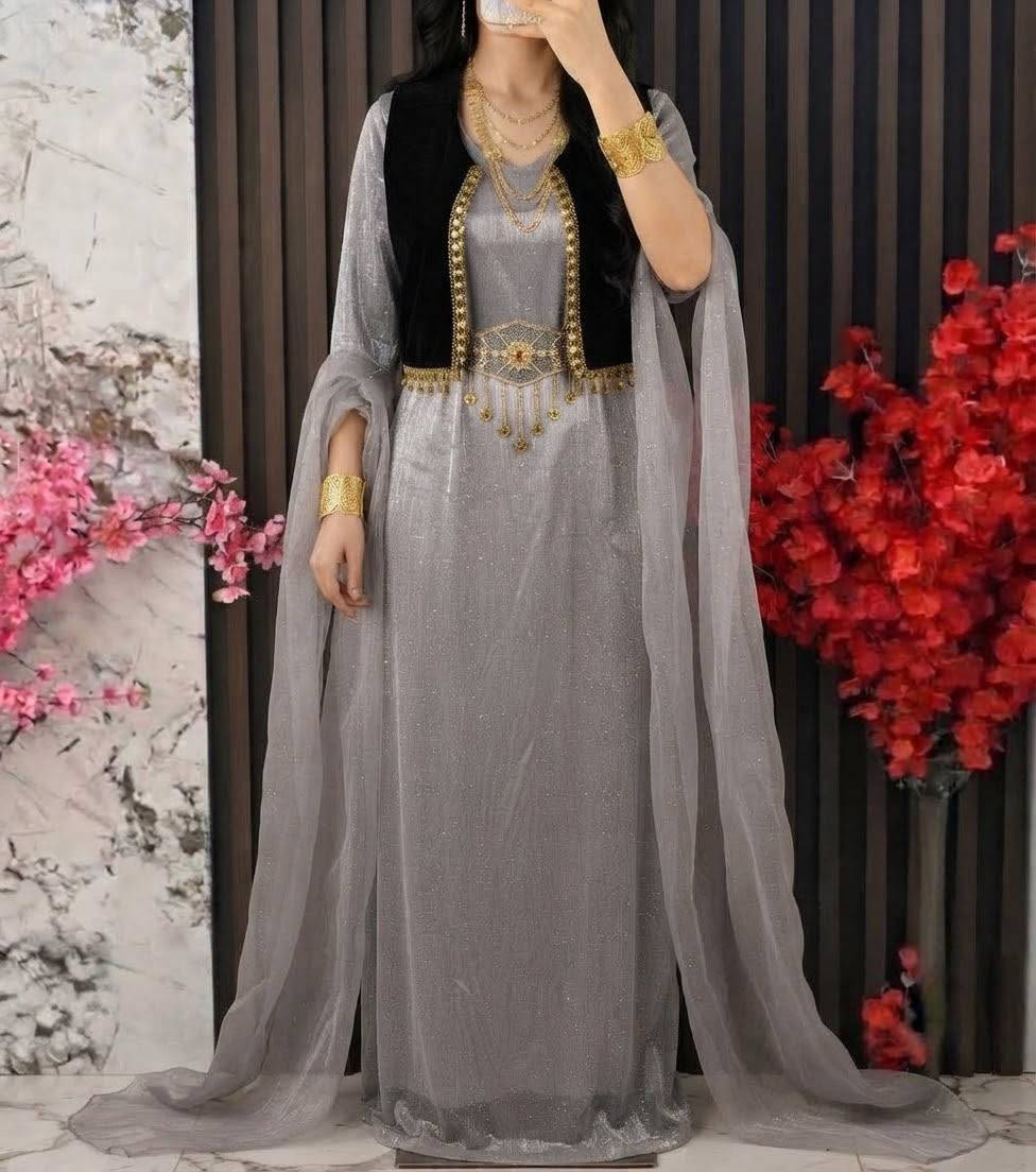 الاستفسار والحجز فقط واتساب+9647775744834
زي كردي يتكون من 5 قطع
قبعه وحزام والبشت والفستان داخلي والفستان ابو الردان 
السعر الحالي  75 توصيل مجاني
38 40 42 
السعر السابق 120 
اخر قطع
