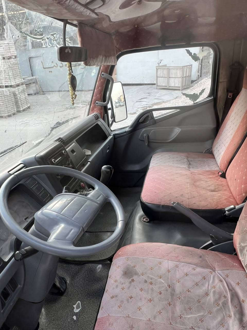 كنتر ميتسوبيشي • ٢٠٠٩ • ٤ طن