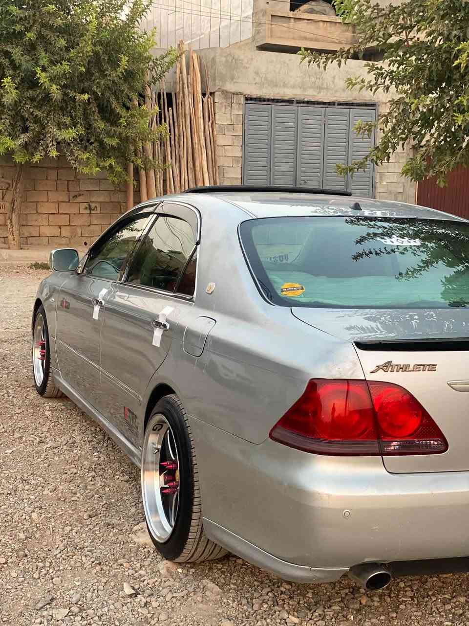 توێتا شاهینە بڕاوە  2005قەپات قەپات بەس سەلەجەنیە پاشوپێشی کەپسە کارەمای کامل مەزبووتە گەورەبەگەورەی کەم بەنزین خۆر 182سەیارەکە بێکۆدە کۆدینیە سەیارەکە تایەو وتلی وێڵدی دوسایزی لەسەرە سەیارەکە تابڵێی نازدارە  کەڤەر گۆڕاوو ڕەقەم شانسی بەشەرت  هیدرۆلیکو ڕۆنی گۆڕاوە کامل سێر ڤزە ناوڕەشی ساج سور ***********یەک چرکەو 500$دۆلەر ببڕە بۆ نرخ خوار هەر هەموو بازاڕ 48گەڵەو کەمێک مەجال
