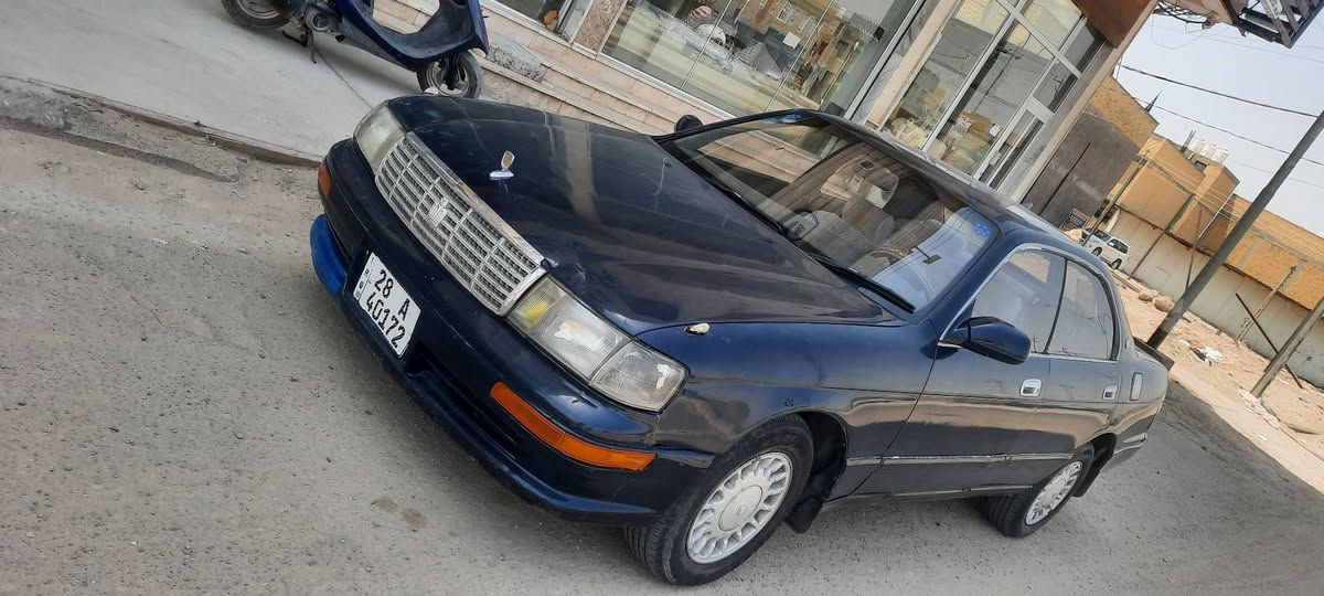 بطه من فصل موديل 93 رقم نجف الدولي السنويه 31 مكينه وكير اثنين ونص بالكرتون كهربائياته كلها شغاله حداديه جديده تخم تاير جديد السعر 40 وبيها مجال مكفوله من العيب الشرعي والضربه القويه مكان السياره ناصريه مركز المدينه شراي اتصل على الرقم مكلف بالنشر خاص ما جاوب***********
