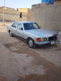 مرسيدس • مكينة ٣٠٠ • نجف