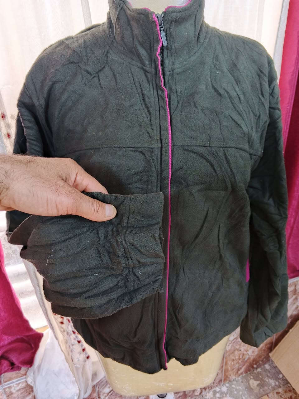 سويترات • قماصل • واتساب