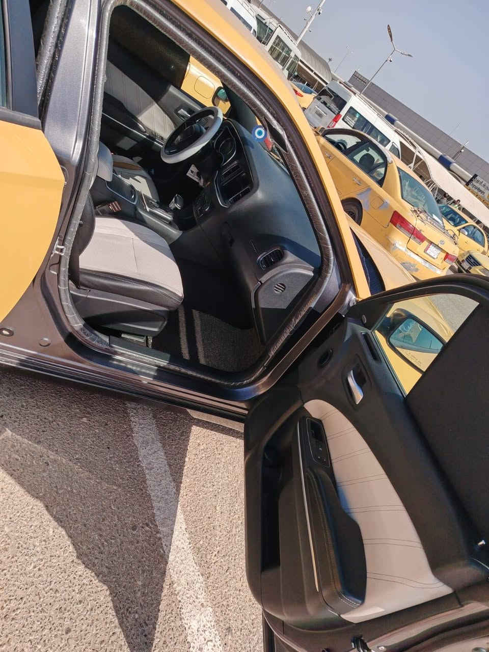 السلام عليكم جارجر موديل 17 اصل مكفوله كفاله عامه

محرك وكير جدد تخم تاير جديد تبريد ثلج السياره احله خطها نجف بغداد من الصوره مكان السياره نجف كوفه اي استفسار اتصل ع صاحب السياره ***********
