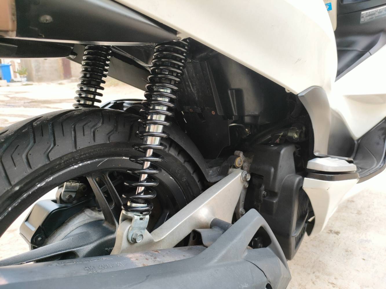 PCX • الجيل الاول • ١٢٥