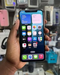 أيفوناكس ماكس 1 برو ماكس • ٢٥٦ • بطارية ٧٢٪