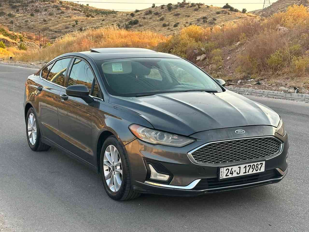 فورد فيوژن 2020 فول مواصفات محرك 4 سلندر حجم 1500 توربو .. ماشيه 80 الف .. كير ومحرك وتبريد وحداديه كله شرط .. بيها فقط ربع بوند صبغ .. سعر 105 ومجال مكاني دهوك 
***********
***********
