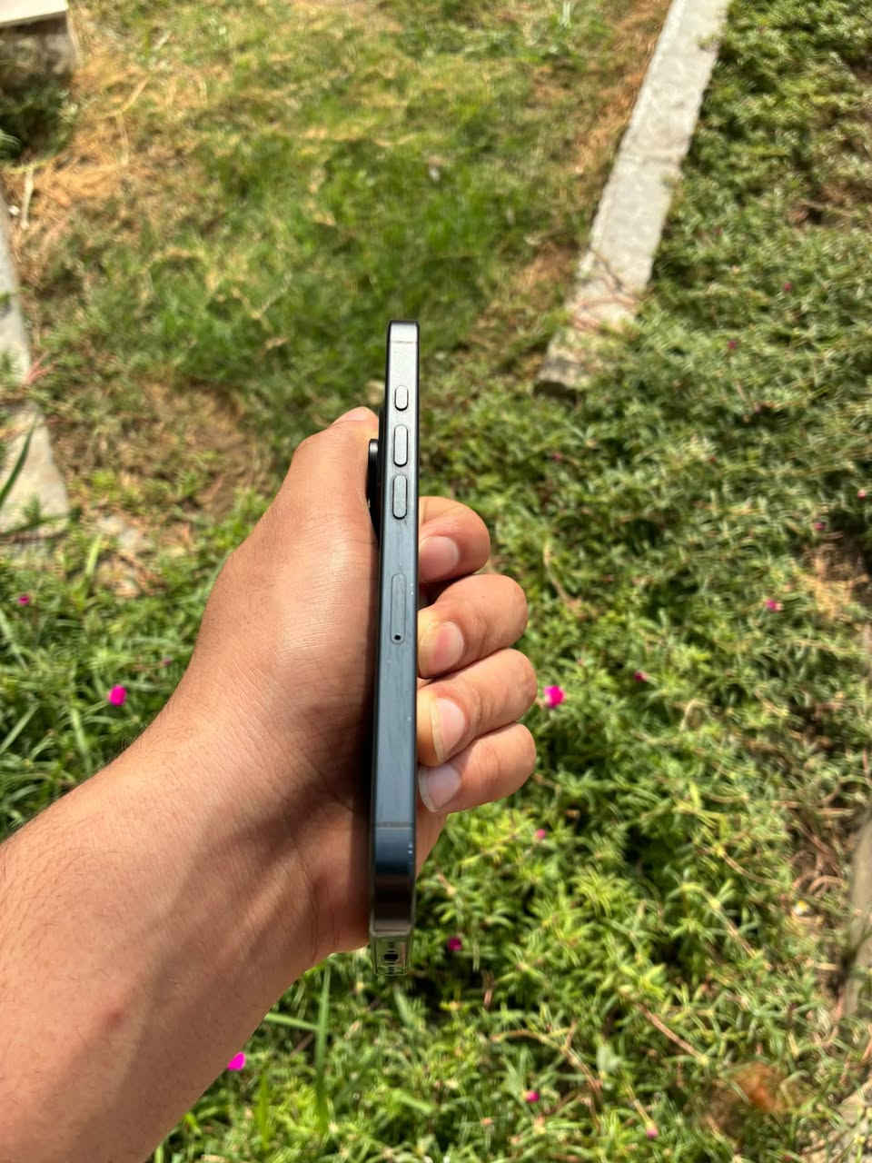 ايفون 16 برو • ١٢٨ • بطاريه ٨٩٪