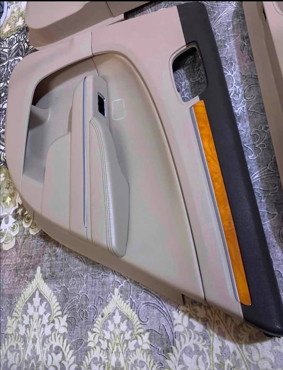 سلام عليكم بطاين اوباما عرصات يجي فوك جوزي والباقي عسلي بطاين جدد بالكارتون نظافتهن 100‎%‎ ترهم من مديل 11 ل 23 
بطاين نظاف بمعنى كلمة 
*********** 
العنوان بصرة
