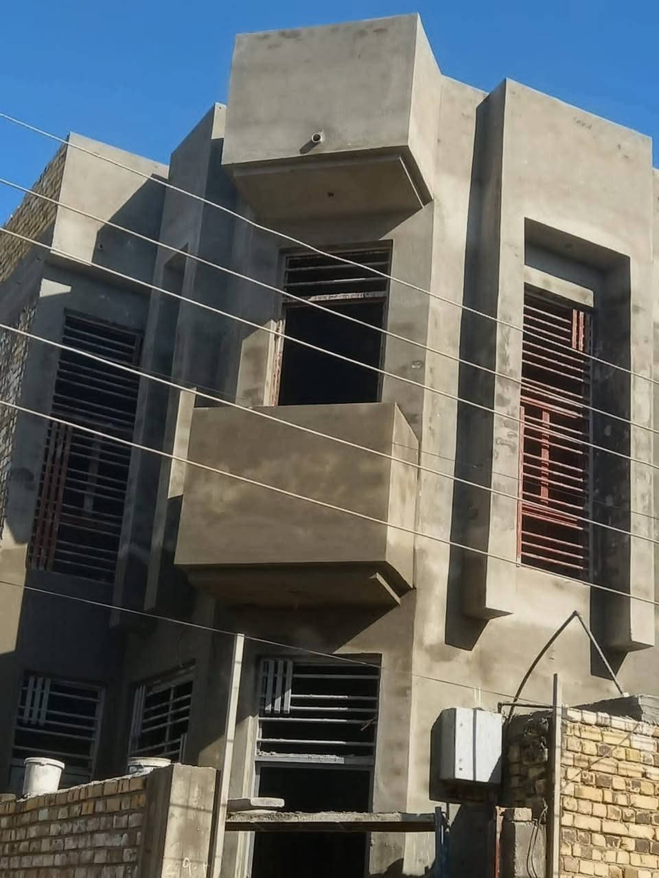 لبـــــــــــاخ متفرغ حالـــــــــــياً 
كافه انواع اللبخ استلام مهندس أسعار مناسبه والتزام بلعمل 
استلام هندسي سكني حله متواجد نت او واتساب 
***********
