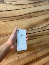 آيفون XR • ابيض • ٦٤
