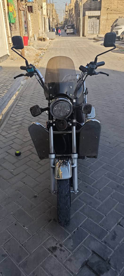 شرح دراجه شحن هارلي شغاله بالكامل يرادلة بطاريات 6 باتري الملف 2000
رايدها ب 350 وبيها مجال رقم الهاتف ***********
