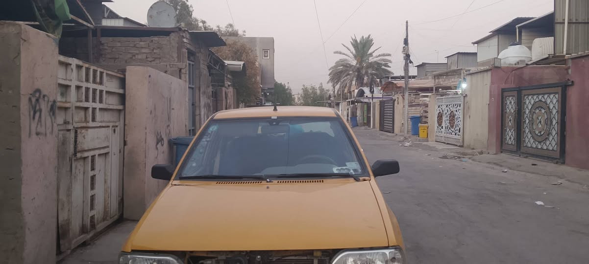 السلام عليكم سايبا 12 مكفولات كير مكينه شواصي
السياره بيها فقط بور ستيرن وكمبريسر 
السياره خير من الله كلشي بيها كمل السياره جديده كسرها يخبل نضيف تطلع بوجهك للشغل لا منا ولا منا 

السعر 25 $$ وبيها مجال 
واتساب *********** 
رصيد ***********
