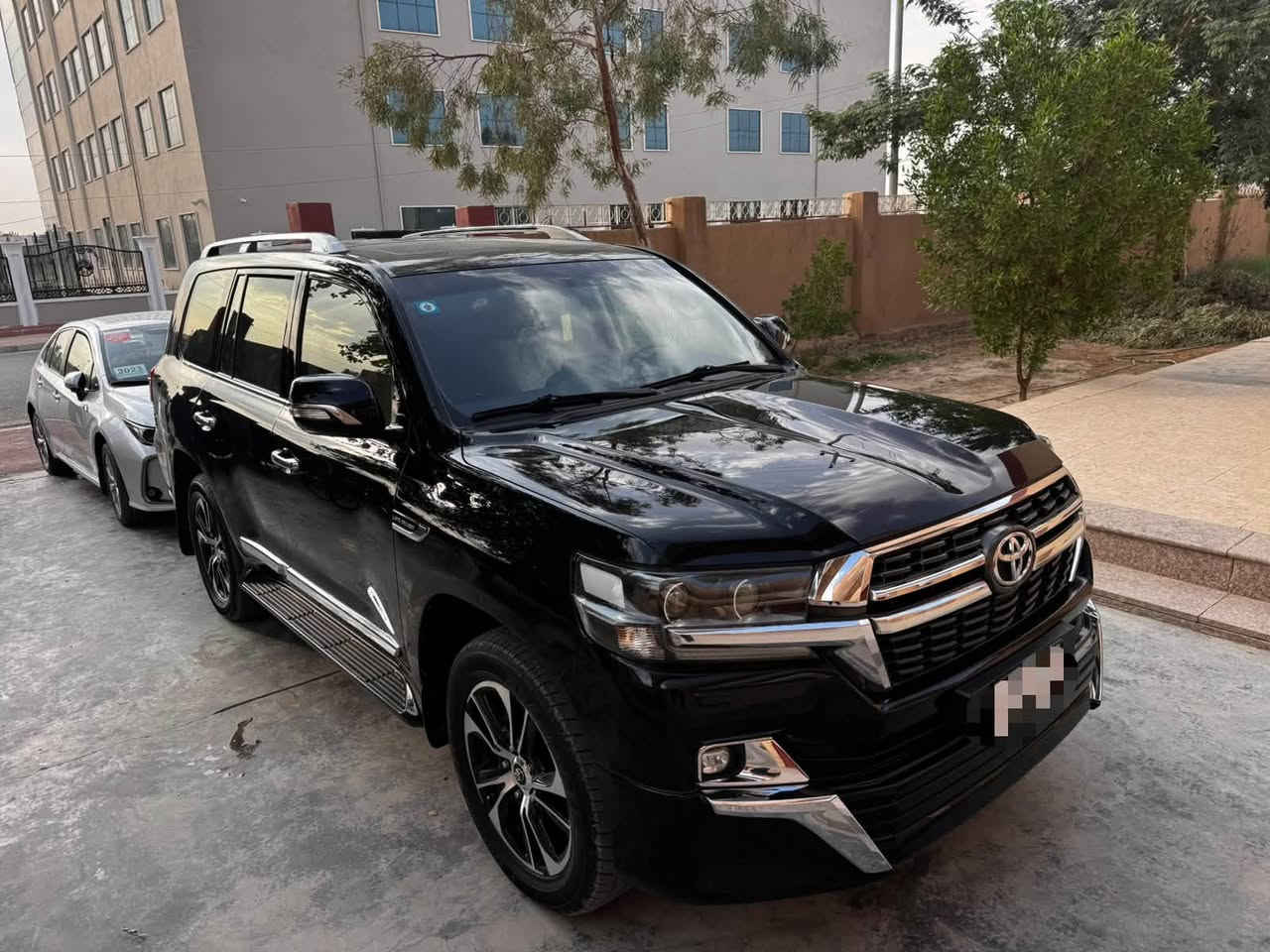 لاندكروزر • فول اوبشن • ٢٠٢١