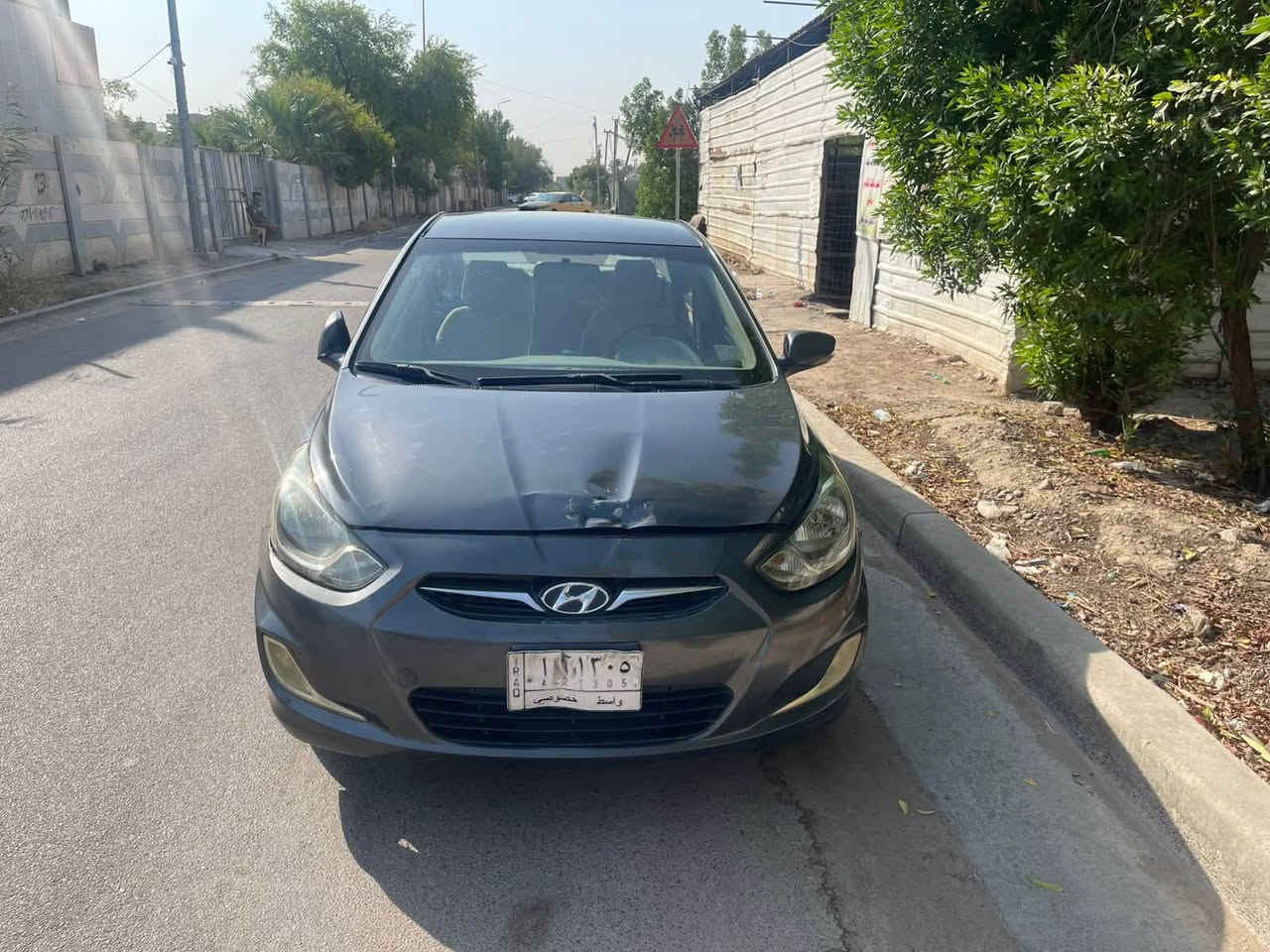 اكسنت للبيع خليج موديل ٢٠١٢
محرك ١٦٠٠
بيه طخات واظح بالصور
مكان السياره الامين الثانيه 
***********
السعر ٧٢ ورقه
