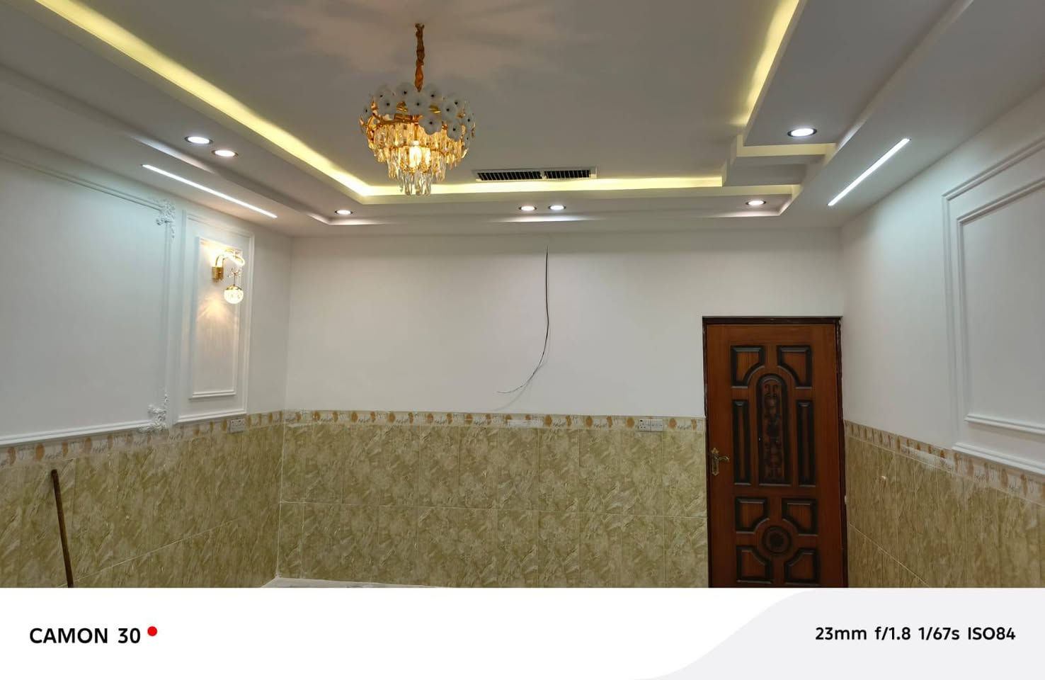 ديكورات خارجيه داخليه للاستفسار ع الرقم
***********
