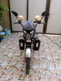 هارلي • شحن • بطاريات ١٠ ونص