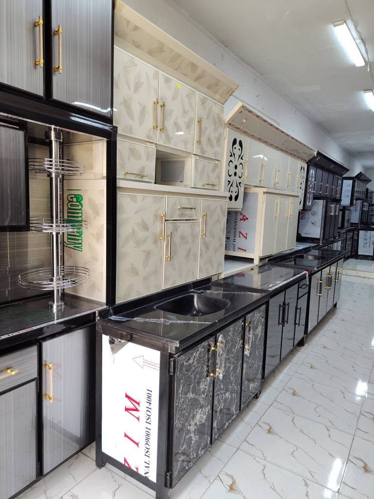 كاونترات المنيوم جديد 
العنوان موصل الجانب الأيمن شارع النبي شيت معرض الإمارات *********** 
*********** واتساب موصل, نينوى
