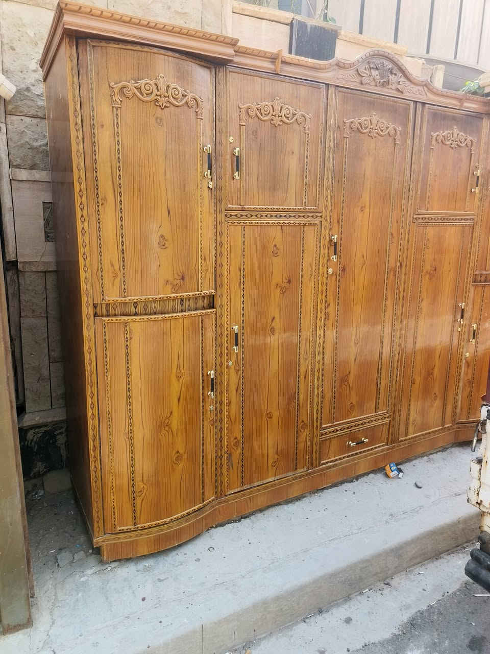 للبيع نظيف

سعر 300

عنوان زعفرانية نهايه اربع شوارع ***********
