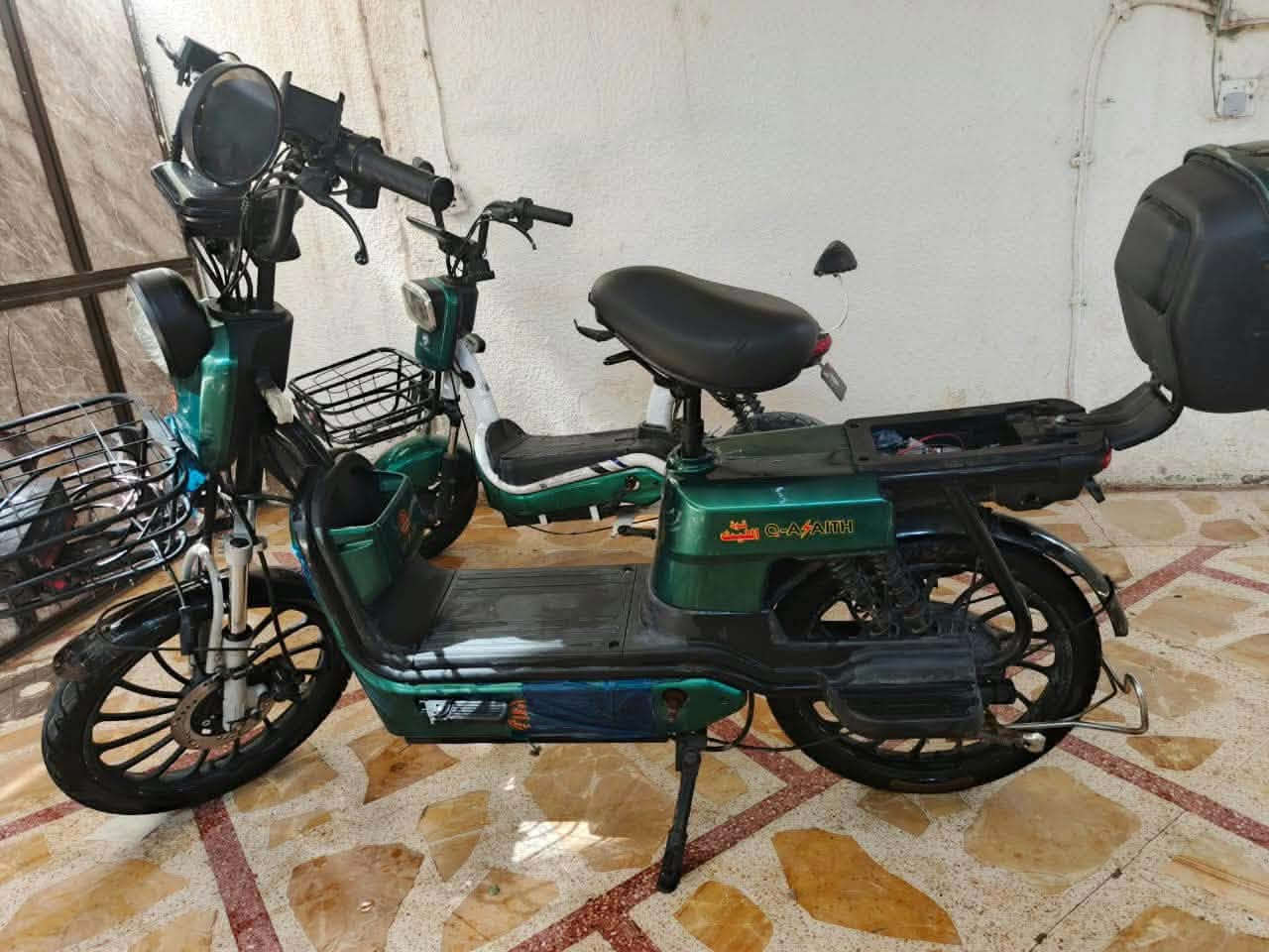 ماطور شحن ٢٠٢٥تشغيل بصمة واسويج ماطور حيل نظيف جان عندي بنية تركتة٢٥يوم جيت اشغلة مايشتغل وديتة سويت مكان الشاحنة ماشحن يكول بطاريات الله يشهد كبلها جنت اروح اجي بي يعبرك من جانب الجانب وميخلص نص شحن أبيع فحم في فحم ١٠٠الف
***********
***********
