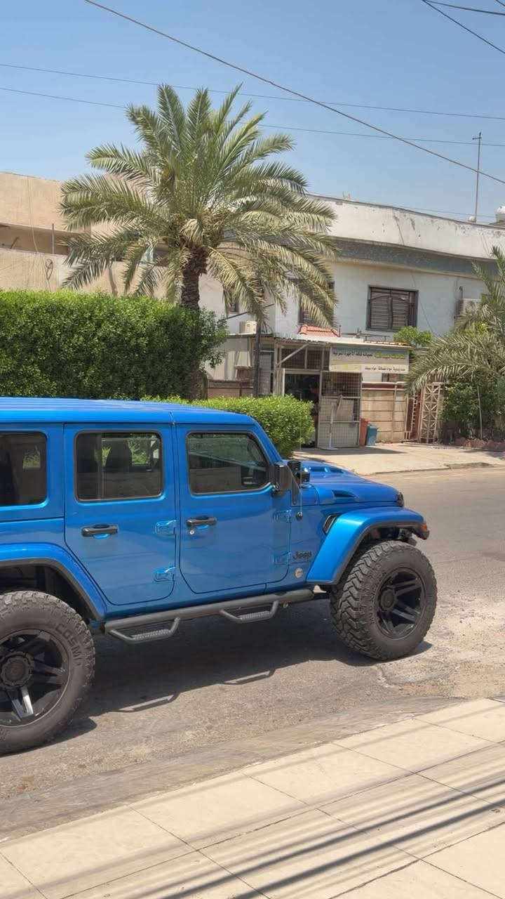 للبيع
جيب رانكلر سبورت موديل 2023 محرك 6 سلندر
كلين تايتل كفالة بدون صبغ 
رقم اربيل بأسمي 
ماشية 12 الف ميل 

السيارة عليها تعديل من امريكا شركة Soflo Customs

اني مستوردها على ايدي وكاملة من كلشي بدون اي نقص 

السعر المطلوب 40500$ 

للاستفسار ***********
