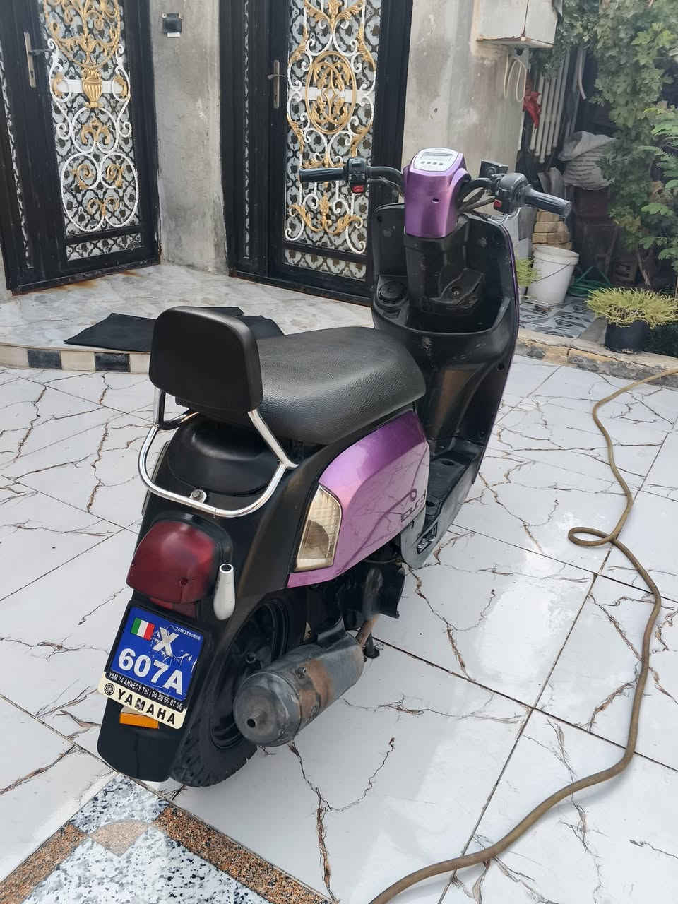 بوليس مفتوحه سعر 600 بيه مجال قليل غراضه كامله مكاني سوق الشيوخ حي الجوادين ***********

