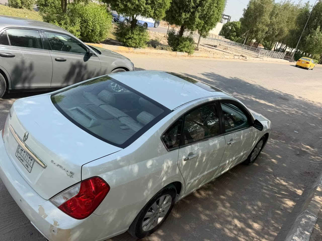 ‏سلام عليكم رينو رينوسافران موديل ٢٠١٠ خليحي كير مكين حدادي كفاله بي صبغ حاملغ والباقي كفاله سعر ٨٥ وبي مجال ***********
