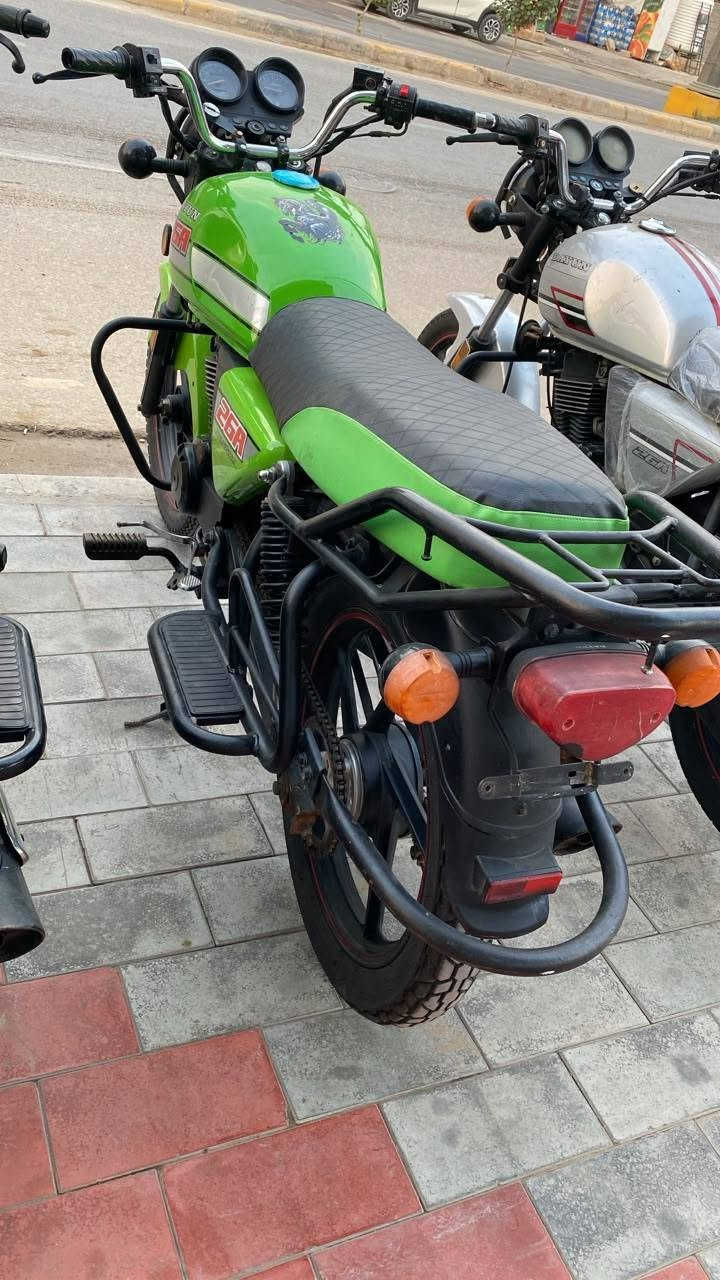 دايون نفخ • ٢٠٢٢ • ٢٠٠