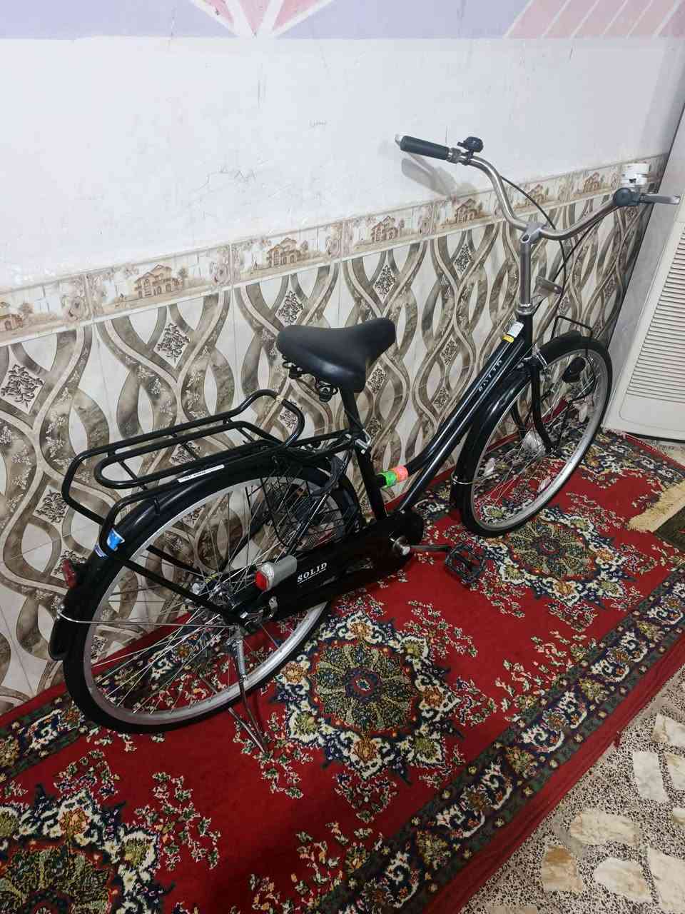 سلام عليكم باسكل للبيع فقط فقط مديل 23 شهر 1 حجم 26 الباسكل ياباني اصلي ونضيف كلش بجيس بعده كامل من كلشي مكينه نضيفه ونعومه وخفيف ولون مميز وشركه مرغوبه وياله موس حساس كدام مكاني نجف ناحيه الحيره والسعر 140 وبيه مجال حك جيه ابو 125 لاتطبلي ماكو توصيل وانته تجيني الاستفسار خاص او اتصال *********** ملاحظه بدون غراض
