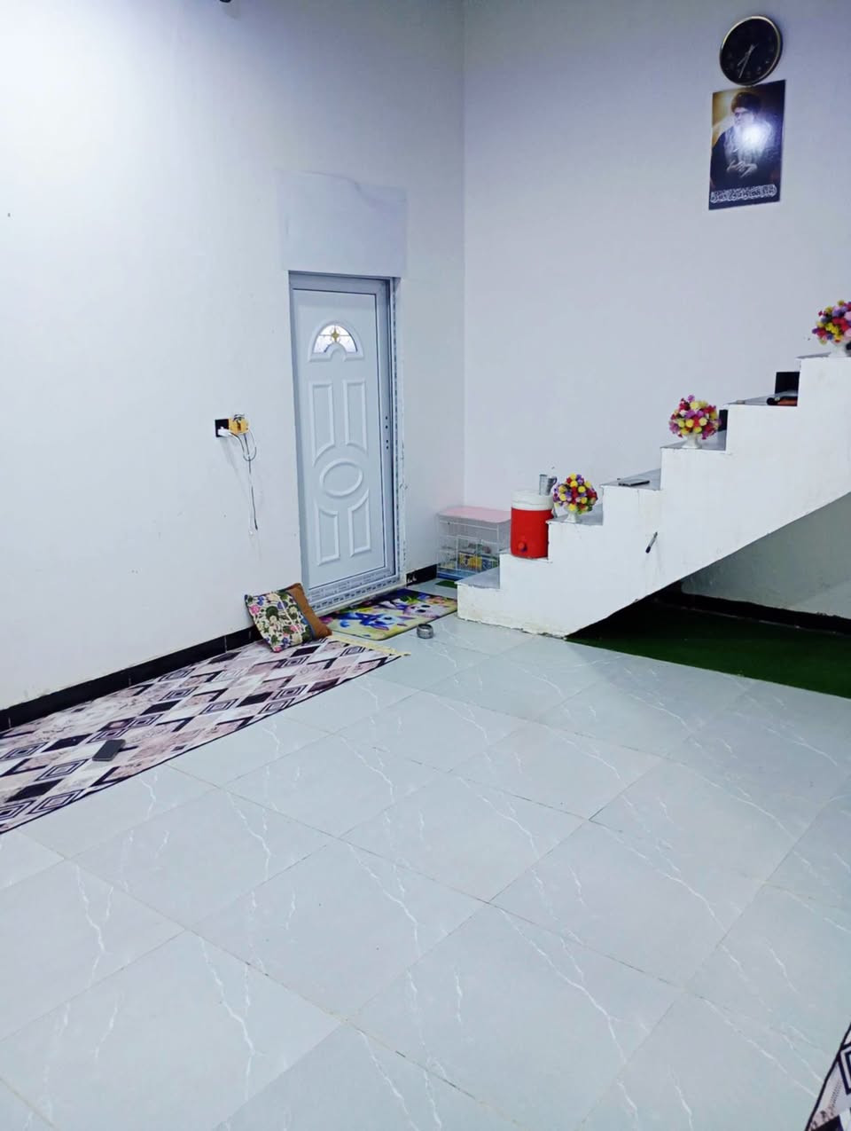 بيت ١٠٠متر زراعي حديث جدا خريطه مرتبه بناء طابوق كامل مواصفات السعر ٤٠ وبي مجال
غرفه صاله مطبخ استقبال صحيات
بيتونه ستاره البيت كامل 
الدجين شارع قصي ابو المولد
(( البيت شهر ويفرغ ))
واتساب ***********
