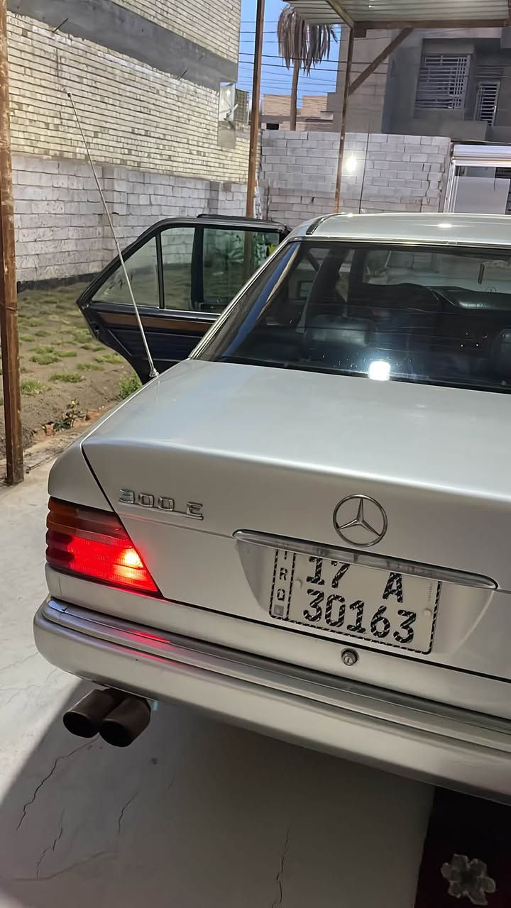 مارسدس دب 1990محرك عنكبوت 300
تبريد شغال 
كهربائيات
تخم تاير
لايت زنون
رقم دولي باسمي
السعر (55)
***********
