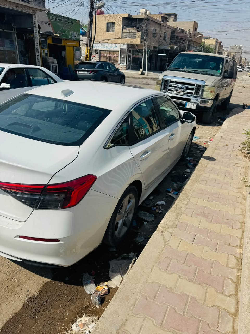 السلام عليكم شباب هوندا سفك 2024 حادث امريكا دعاميه فقط وطلع بيها اكلير من امريكا قطع فقط  سونار موجود سياره جديده دخول جديد ترقيم جديد اربيل ب اسمي سياره جاهزه بدون نقص وحديده بمعنه الكلمه ماشيه 53 الف فول مواصفات سبورت السعر137 وبيها مجال ***********

نص مكتوب في الصور:
- 52 LTE 8:49 Back HD 1 / 13
- 10:32
- أنت
- 2026/9/8، 9:46 م
- رد
- 7 / 13