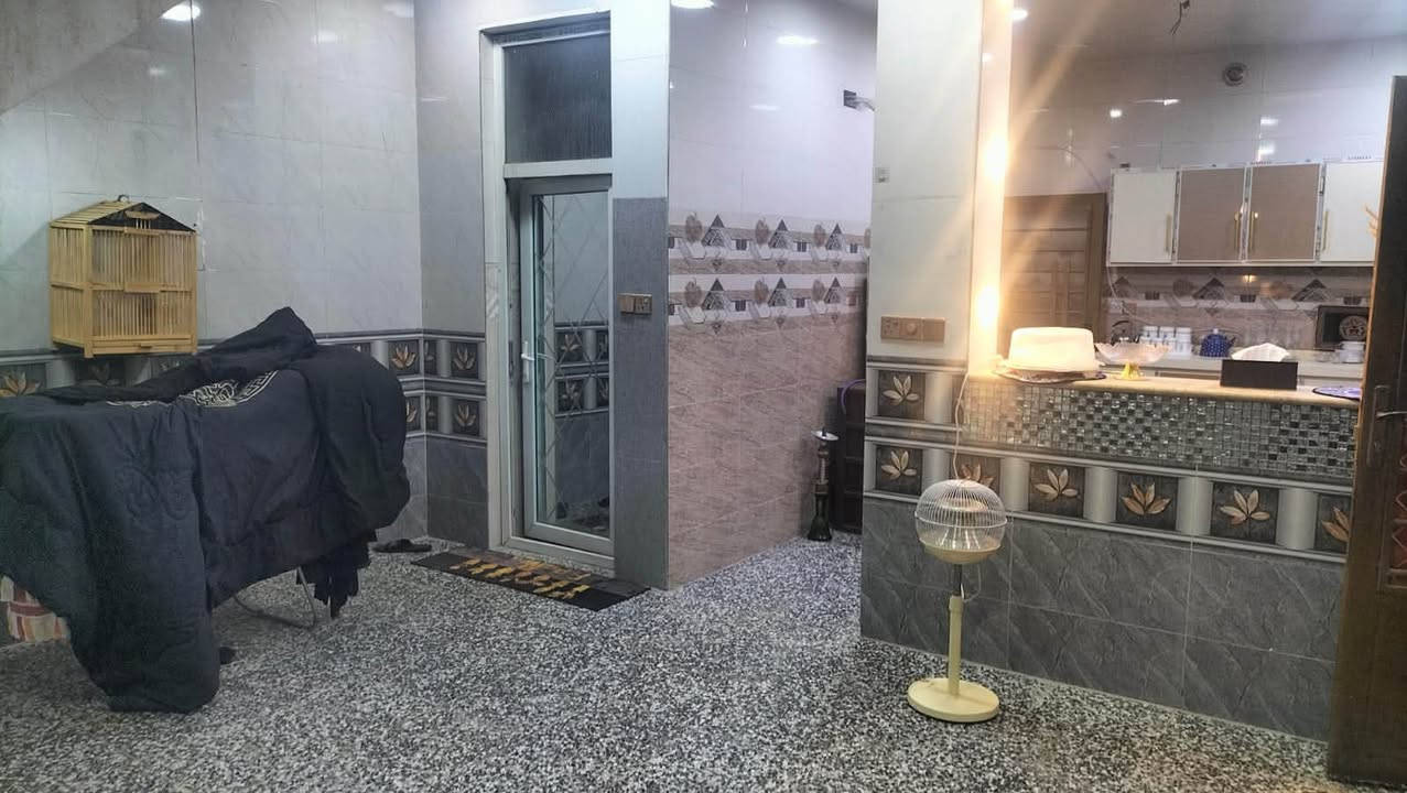 دار للبيع
في منطقة الشعب (حي المصطفى) قرب سيطرة حي المصطفى الفرع الاول عن الشارع العام مقابل محطة بانزين سما بغداد

زراعي  سند ٢٥ مساحه ١٠٥ متر 

بناء حديث

طابق واحد يشمل مدخل واستقبال وصاله كبيره وغرفة نوم ومطبخ كبير بارد وحار صغير 

وصحيات وسطح عدد ٢ 
 

للاستفسار اكثر الاتصال على الرقم

***********
