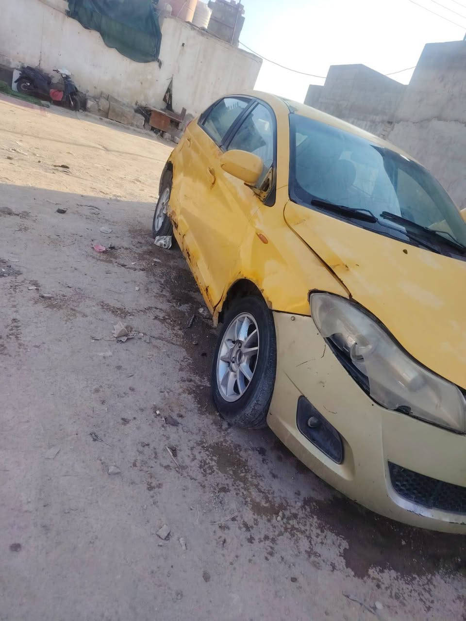 شيري فلاوين موديل 13 كير ومحرك كورلا بيكاتشو حداديه جميع لكهربائيات راعي موجود دواخله حلوه فقط البدي يحتاج ترتيب سياره جاهزه وبحاله جيده سعر12وبيه مجال البصره الحيانيه تواصل وتساب ***********
